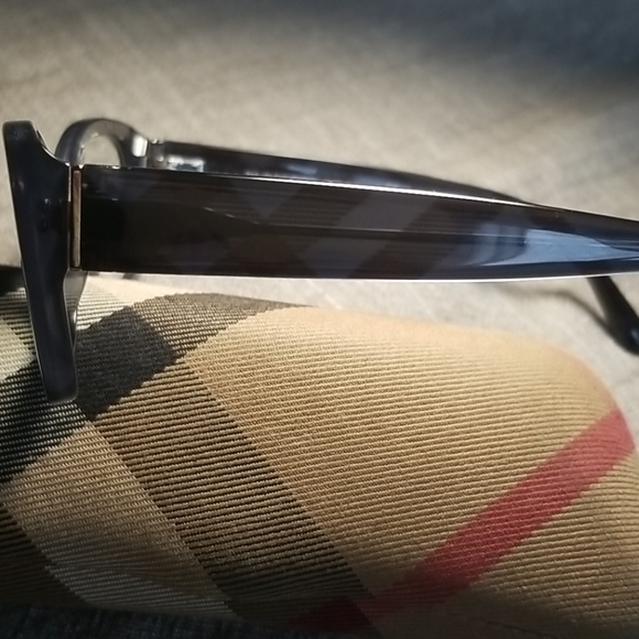 Burberry Eyeglass Frames - Picture 7 of 11